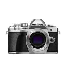 Olympus mirrorless omd usato  Italia