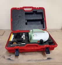 Livelli strumenti topografici usato  Roma