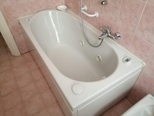 Vasca idromassaggio usato  Alba