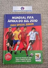 LIBRO FUTBOL MUNDIAL FIFA AFRICA 2010 GUIA OFICIAL JUNIOR PORTUGUES MESSI CR7 comprar usado  Enviando para Brazil