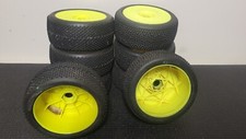 Neumáticos para buggy AKA ESCALA 1/8. 2 CONJUNTOS. Impactos/rejillas  segunda mano  Embacar hacia Mexico