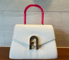 Furla genuine leather d'occasion  Expédié en France