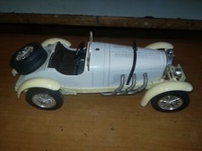 Modellino auto mercedes usato  Lambrugo