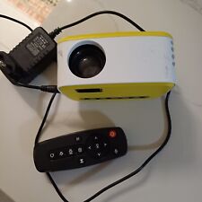 Suporte de cinema celular USB portátil mini usado poucas vezes sala confortável comprar usado  Enviando para Brazil