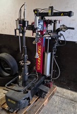 Reifenmontiermaschine montierm gebraucht kaufen Reifenmontiermaschine montierm gebraucht kaufen  Gilserberg