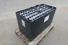 Staplerbatterie 48v 5pzs625 gebraucht kaufen Staplerbatterie 48v 5pzs625 gebraucht kaufen  Buch