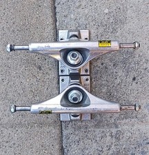 Caminhões de skate Venture polido 5.6 Hi 8.25" eixo usados comprar usado  Enviando para Brazil