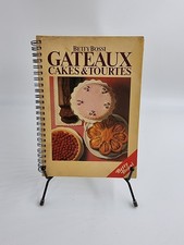 Livre gâteaux cakes d'occasion  Valleiry