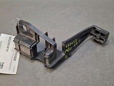 Support inférieur pare d'occasion Support inférieur pare d'occasion  Velaux