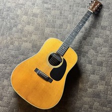 Chitarra acustica martin usato Chitarra acustica martin usato  Spedire a Italy