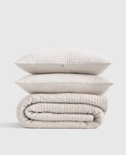 CONJUNTO DE COLCHA PONTO ESCOLHA SEDA MARMELO KING/CAL KING MARFIM COM FRONHAS NOVO SEM ETIQUETAS US$ 399 comprar usado CONJUNTO DE COLCHA PONTO ESCOLHA SEDA MARMELO KING/CAL KING MARFIM COM FRONHAS NOVO SEM ETIQUETAS US$ 399 comprar usado  Enviando para Brazil