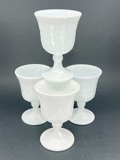 Conjunto de 4 taças de vidro leitoso branco vintage Indiana Colony colheita padrão uva comprar usado  Enviando para Brazil