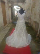 Abito sposa decorazioni usato  Muro Leccese