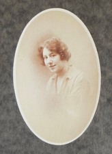 Portrait jeune femme d'occasion  Rouen-