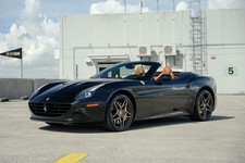 2015 ferrari california d'occasion  Expédié en Belgium