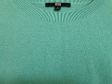 Women uniqlo 100 for sale  NETHY BRIDGE