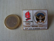 Insigne pins boutonnière d'occasion  Gréoux-les-Bains