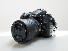 Używany, Lustrzanka cyfrowa Nikon D7000 + gratis obiektyw 18-105mm (uszkodzony) na sprzedaż  Wysyłka do Poland