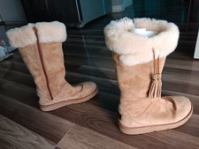 Ugg plumdale boots for sale  Barstow