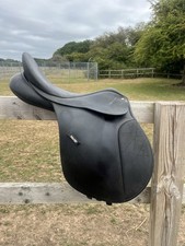 Wintec saddle for sale  CHICHESTER