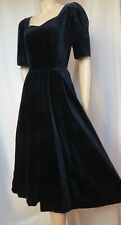 Laura ashley samtkleid gebraucht kaufen  Bad Teinach-Zavelstein