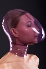 Copricapo maschera con usato  Spedire a Italy