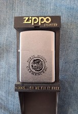 Zippo porte avions d'occasion  La Londe-les-Maures