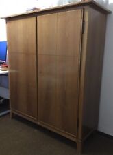 Klassischer massivholz schrank gebraucht kaufen  Wedel