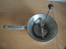 Ancien presse purée d'occasion  Ploemeur