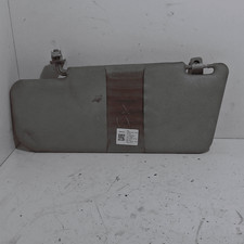 Aletta parasole parabrezza usato Aletta parasole parabrezza usato  Italia