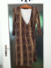 Figurbetontes kleid alba gebraucht kaufen  Frankfurt am Main