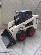 Bobcat minicarregadeira controle remoto 753 veículos de controle remoto eco brinquedos 27MHz comprar usado  Enviando para Brazil