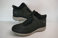 Clarks wave mid for sale  BISHOP'S STORTFORD