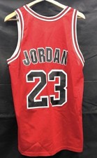 Camiseta vintage Michael Jordan Bulls tamanho 44 comprar usado  Enviando para Brazil