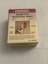 Monitor digital de pressão arterial de pulso Omron Hem-608 com estojo e manual comprar usado  Enviando para Brazil