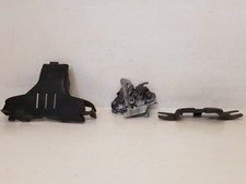 Système attache capot d'occasion  Narrosse