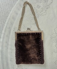 Bolsa de noite vintage veludo marrom acabamento em crochê Itália barra dourada e corrente mais brilhante comprar usado  Enviando para Brazil