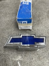 Novo na caixa 1971-72 Chevrolet C10 C20 C30 K10 K20 Blazer Sub emblema de grade GM #3995773 comprar usado  Enviando para Brazil
