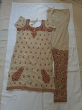 Churidar kameez d'occasion  Expédié en France