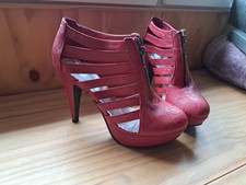 Rote high heels gebraucht kaufen  Woltersdorf