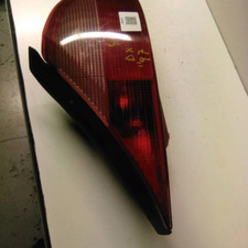 Dx. fanale post. usato  Volpago del Montello