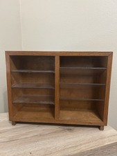 Prateleira organizadora de armazenamento CD DVD estilo art déco moderno meados do século comprar usado Prateleira organizadora de armazenamento CD DVD estilo art déco moderno meados do século comprar usado  Enviando para Brazil