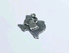 Berloque aposentado de prata esterlina do Texas James Avery com vaca e sino de vaca • SEM RESERVA, usado comprar usado Berloque aposentado de prata esterlina do Texas James Avery com vaca e sino de vaca • SEM RESERVA, usado comprar usado  Enviando para Brazil