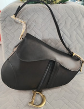 Bolsa de ombro Dior Saddle M logotipo CD couro de bezerro preta autêntica comprar usado  Enviando para Brazil