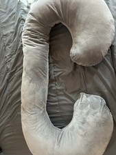 Shaped pregnancy pillow for sale  Glendale
