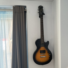 Greatepiphone les paul for sale  COLCHESTER