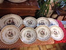 Ensemble assiettes plat d'occasion  Auvers-sur-Oise
