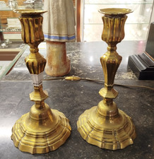 Paire bougeoirs bronze d'occasion  Yffiniac