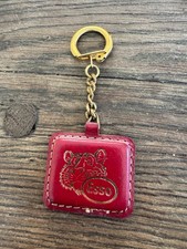 Porte cles petrolier d'occasion  Le Palais