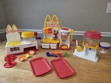 Lancheira mágica McDonald's Happy Meal hambúrguer, máquina de biscoitos e fonte de bebida comprar usado  Enviando para Brazil